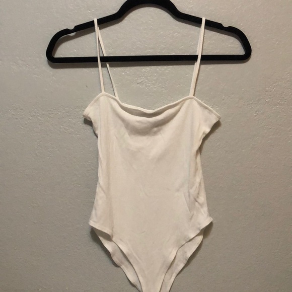 Square neck thin strap body suit - Picture 2 of 3